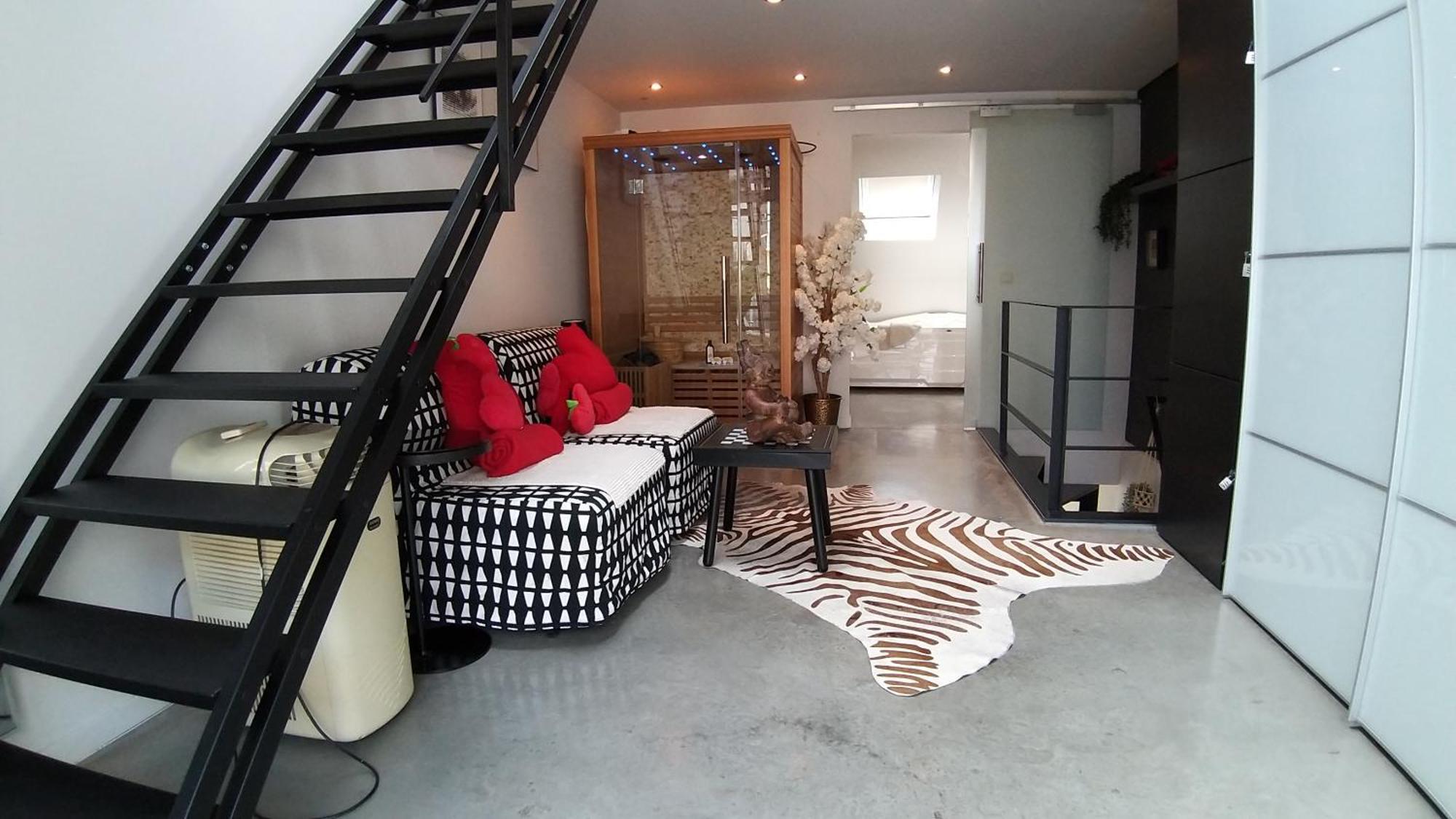 Appartement Wellness Loft With Sauna, Jacuzzi, Roof Terrace & Amazing View à Anvers Extérieur photo